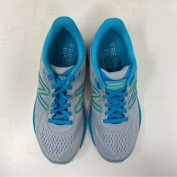 New Balance W880S11 Fresh Foam Light Cyclone Running Shoe - Picture 5 of 10